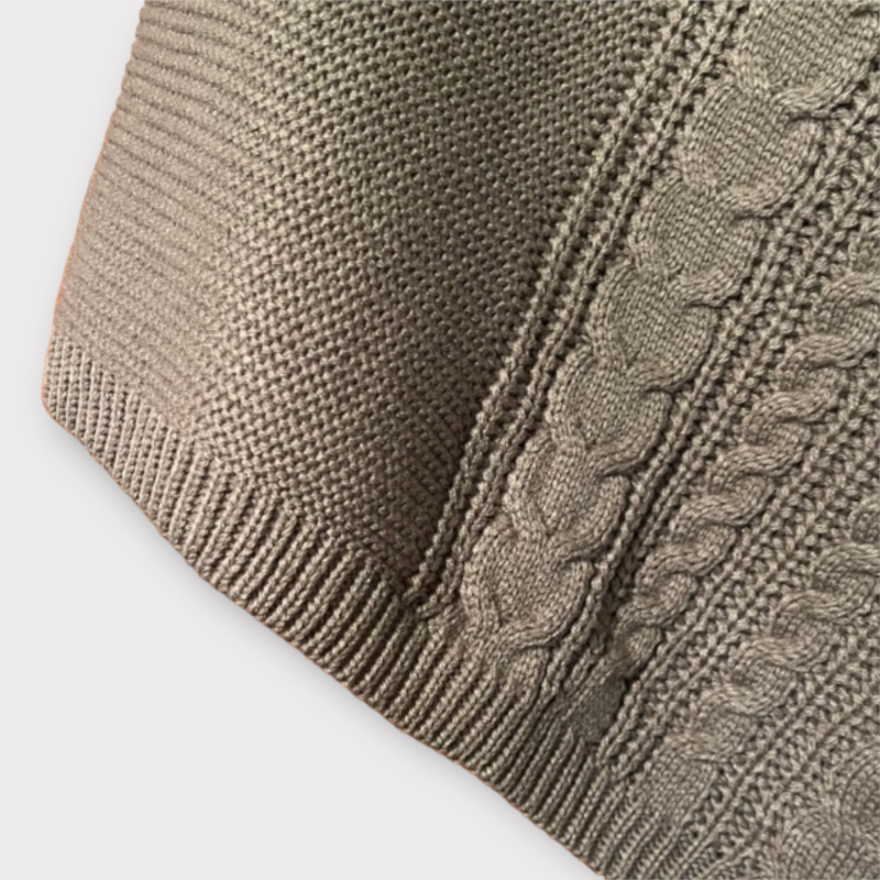 Simply Noelle Wildemess Cable Knit Poncho Edge Detail